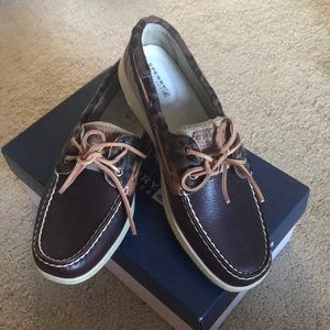 NWT Sperry Top-Sider loafer